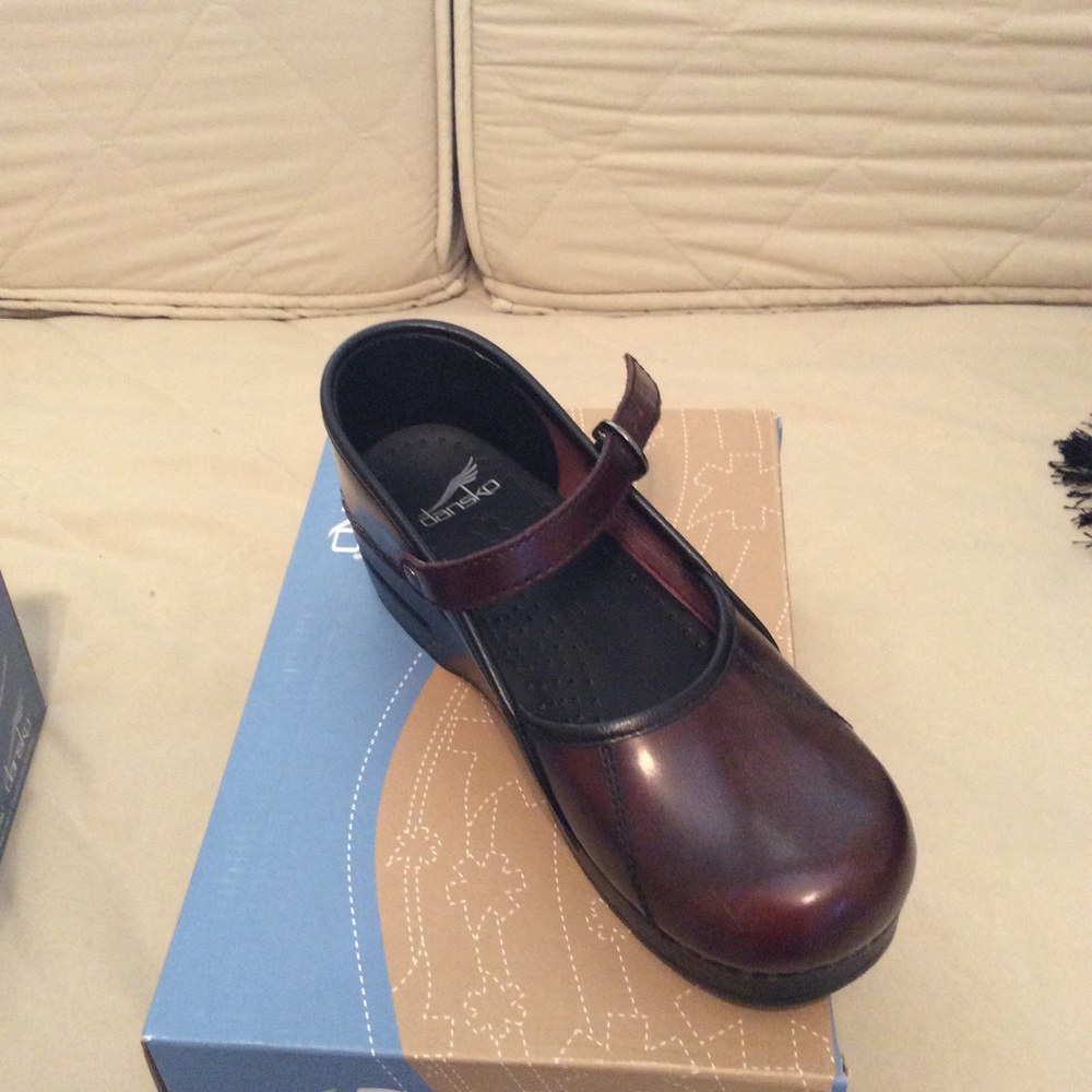 Dansko Mary Jane never worn
